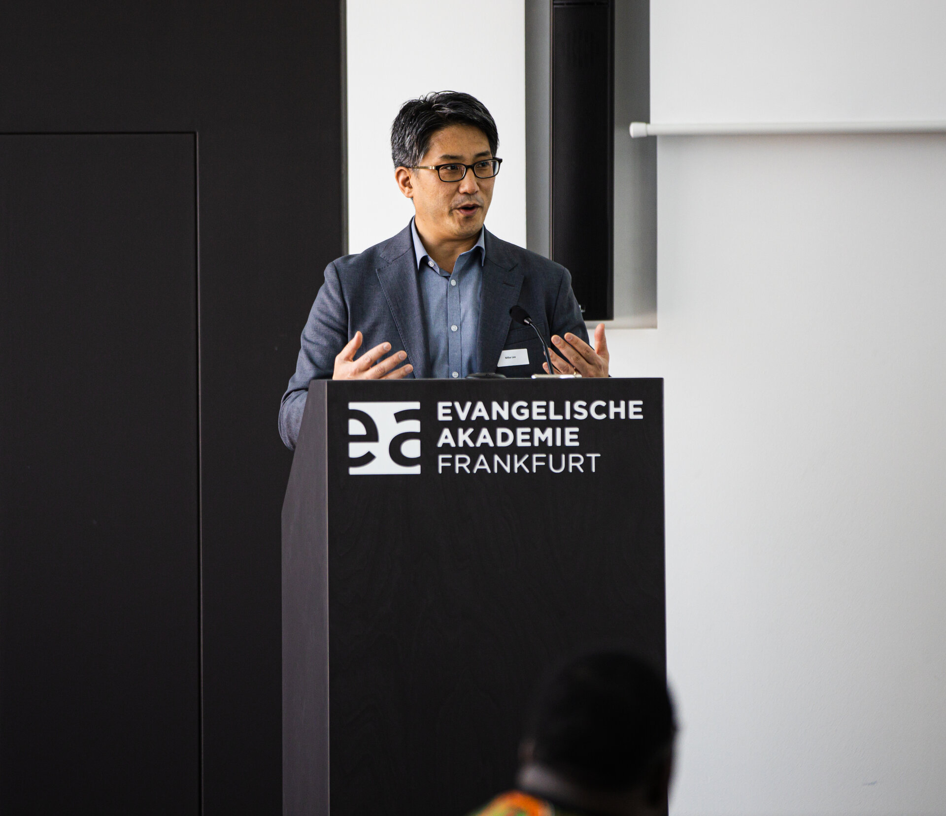 Pastor Dr. Mike K. Lee (1. Vorsitzender der IPK) Pastor Dr. Mike K. Lee (1. Vorsitzender der IPK)